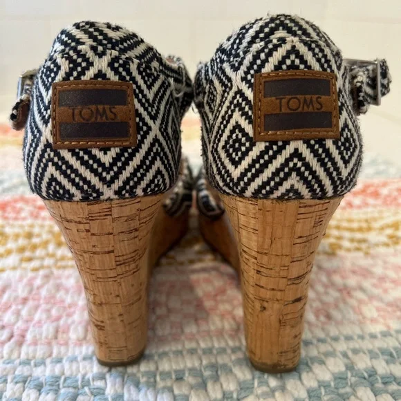 Toms Tribal Cork Wedge Heel Sienna Shoes Women’s size 7 - Picture 5 of 6